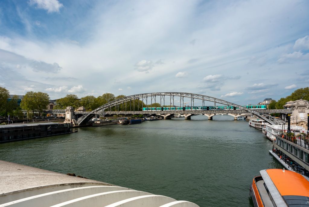 Vue depuis le pont Charles de Gaulle